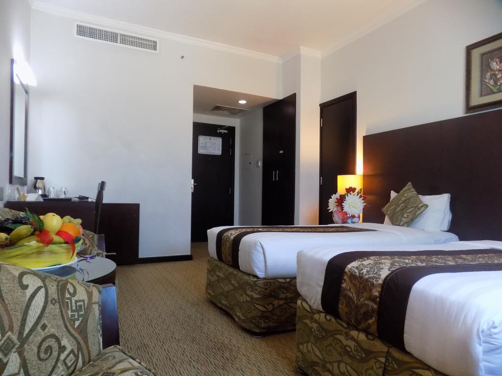Dream Palace Hotel Dubai Exterior photo