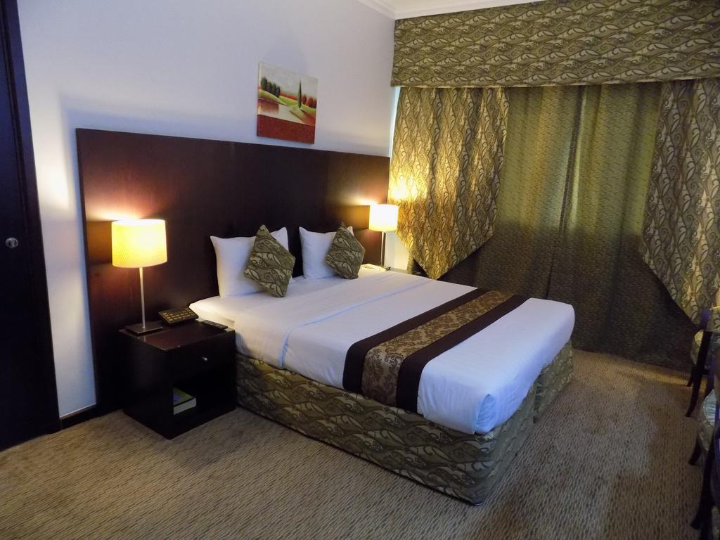Dream Palace Hotel Dubai Exterior photo