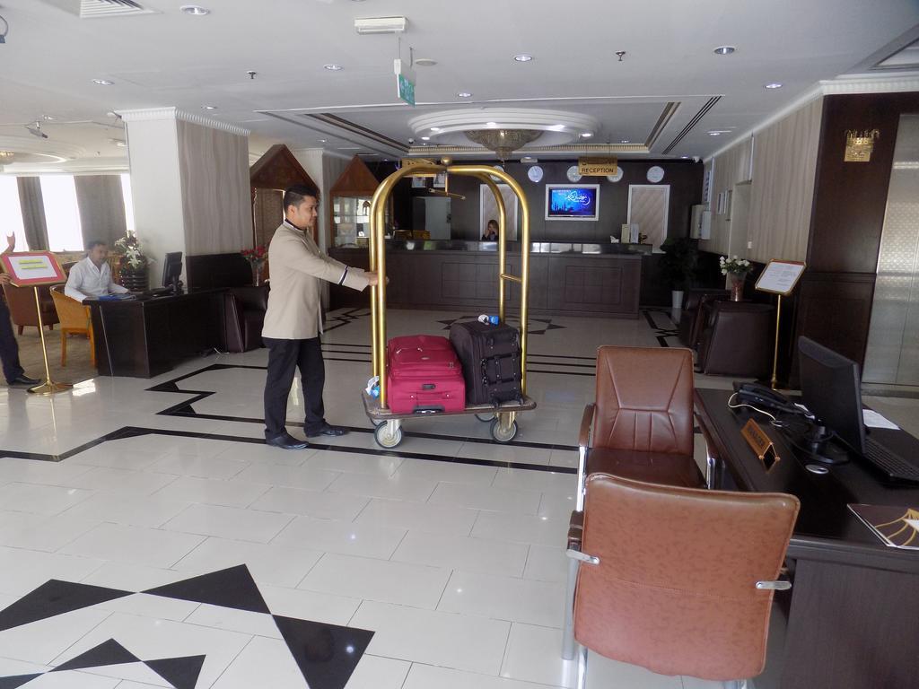 Dream Palace Hotel Dubai Exterior photo