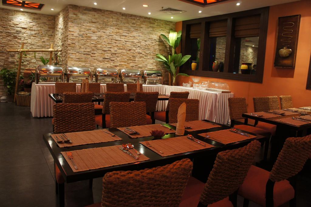 Dream Palace Hotel Dubai Exterior photo